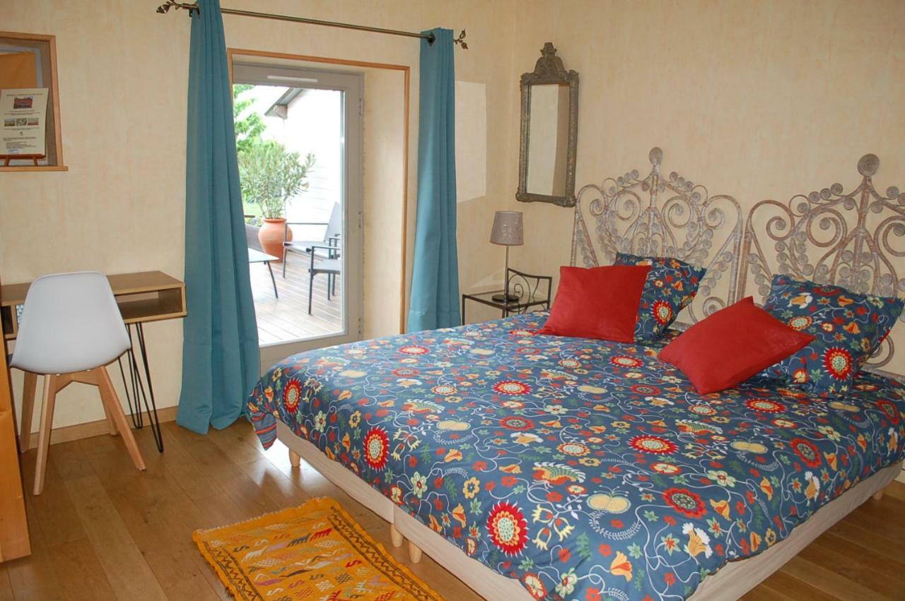 B&B La Maison Des Collines Autour Chambres D'Hotes La Chapelle  Exterior photo