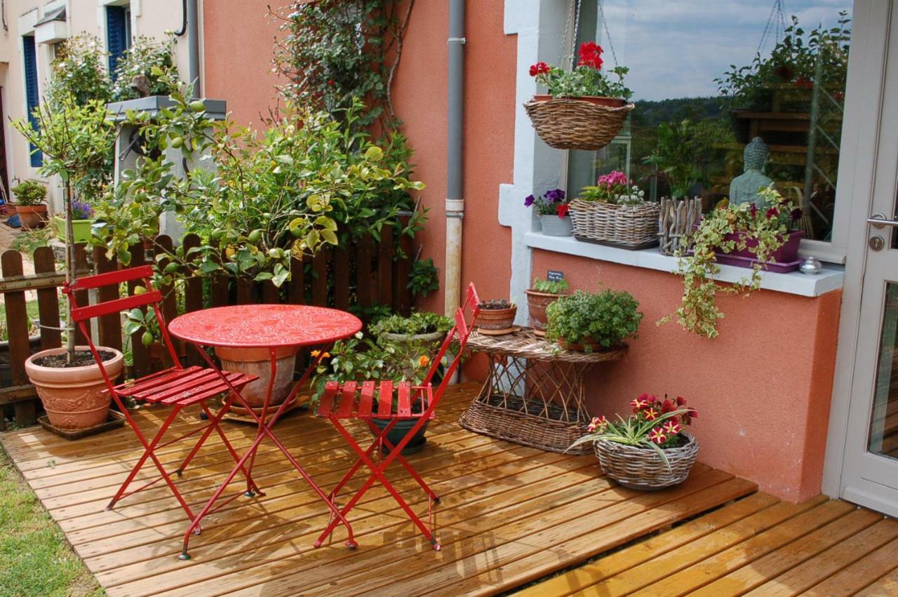 B&B La Maison Des Collines Autour Chambres D'Hotes La Chapelle  Exterior photo