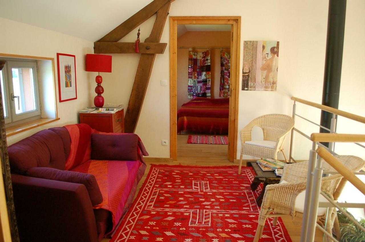 B&B La Maison Des Collines Autour Chambres D'Hotes La Chapelle  Exterior photo